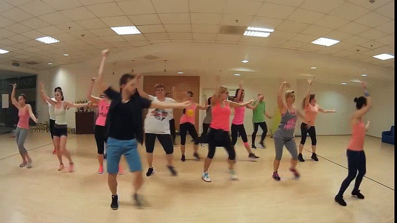Zumba Simarik Tarkan Kiss Kiss
