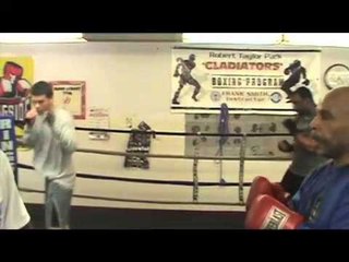 Nate Jones of team floyd mayweather How to KO Someone Jayson Cross for EsNews Boxing