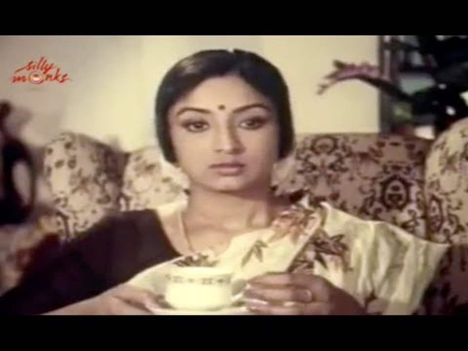 Prem Nazir Blames Lakshmi - "Vidaparayum Munpe" Malayalam Movie Scene