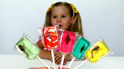 Сandy with Beetles for Bad Baby Mom with Tantrum! Little Babies learn colors with Finger F