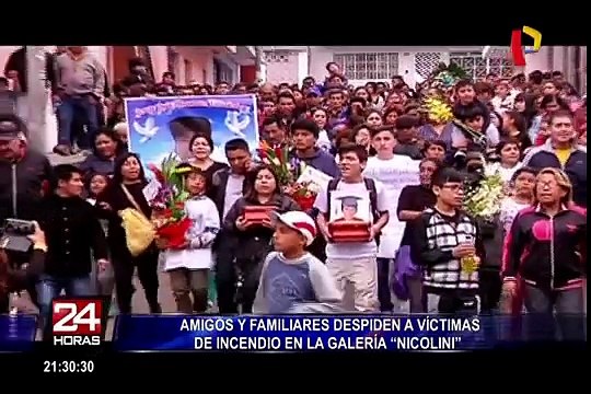 Amigos y familiares dan el último adiós a víctimas de incendio en Las Malvinas