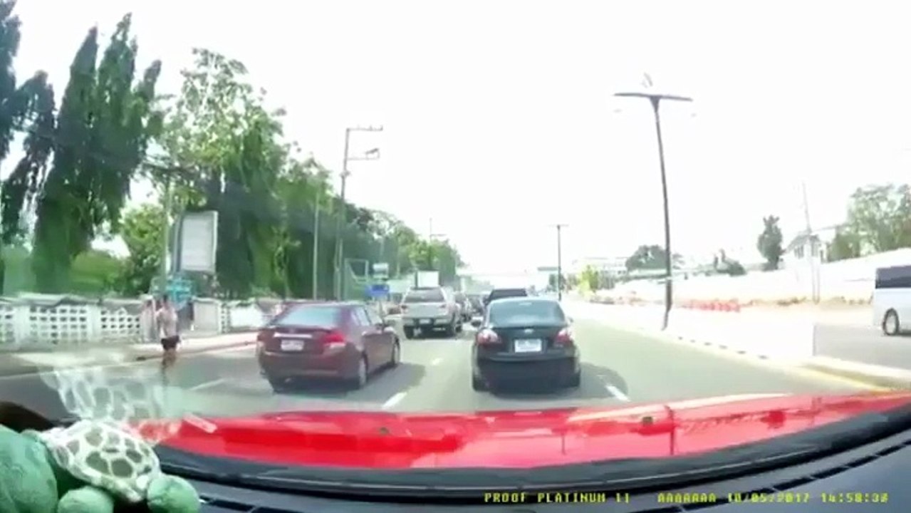 O PERIGO DO CELULAR