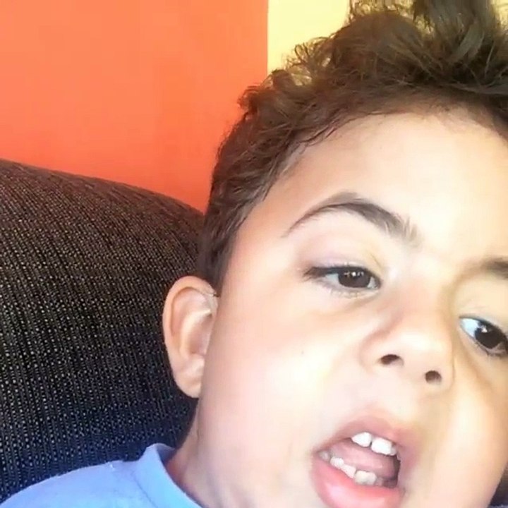 Primeros videos de derek subidos por su madre a Instagram