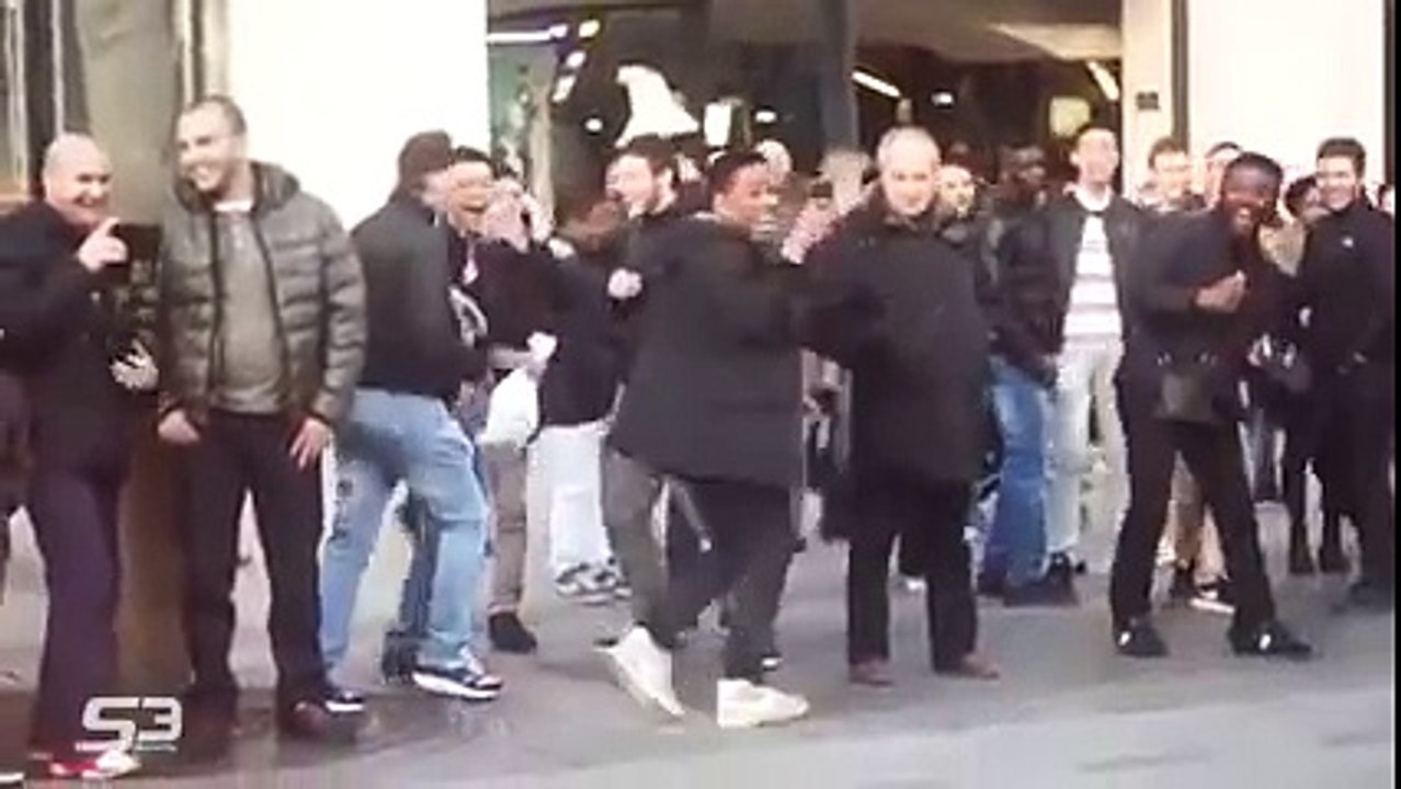 فتاة مغربية في فرنسا تلعب كرة القدم بطريقة افضل من ميسي و ماردونا