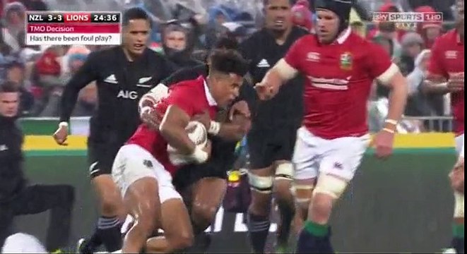 Le vilain tampon de Sonny Bill Williams