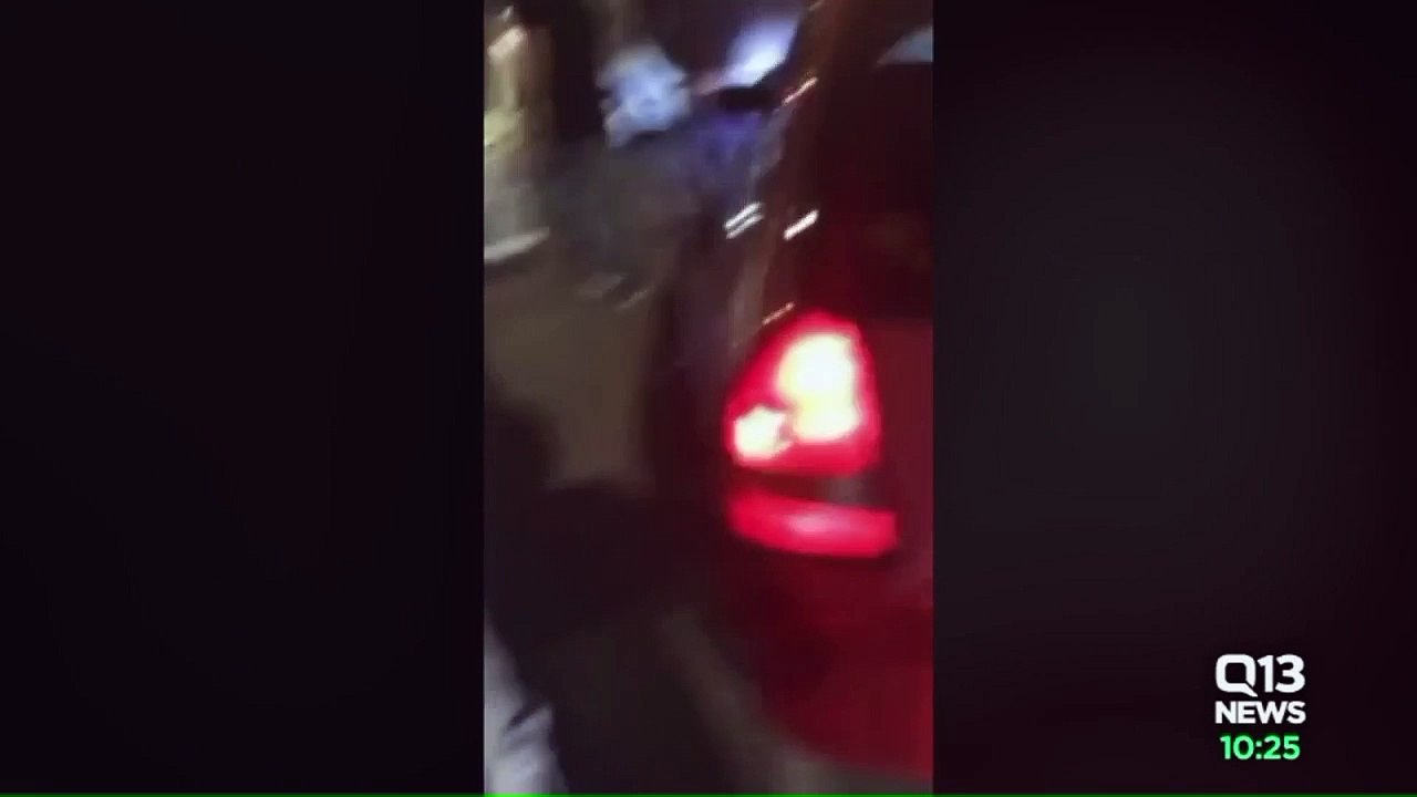 Seattle Police Looking For Three Street-Racers Who Attacked, Robbed Passer-By