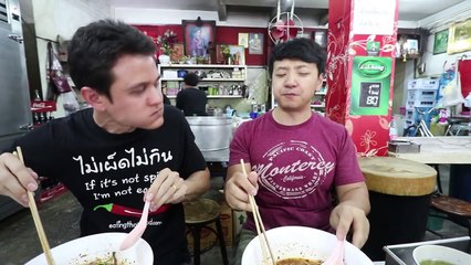 AUTHENTIC Thai NOODLE Tour in Bangkok with Mark Wiens!
