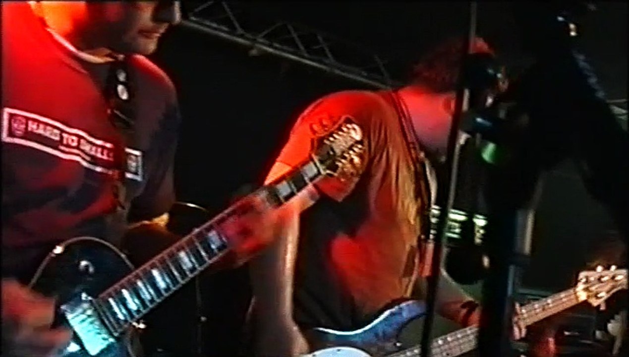 Morrow Fest - Nottingham - 18 Aug 2002 - 9 - Helvis