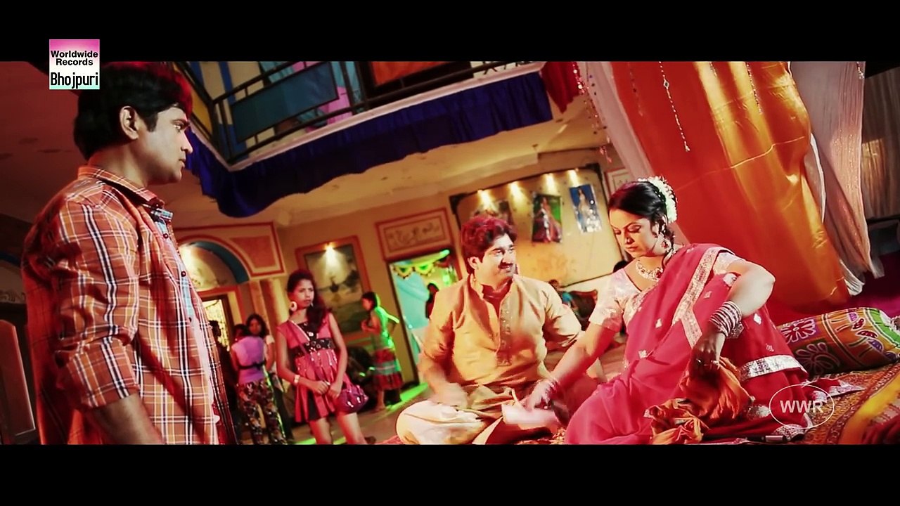 Pyar Mein Dube Pawan Jha Aur Rinku Ghosh | प्यार में डूबे पवन झा और रिंकू घोष