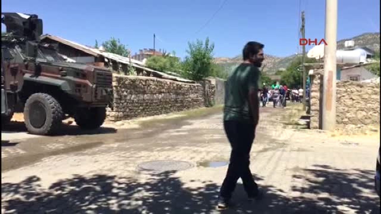 AK Parti Van İli Özalp İlçe Başkan Yardımcısı Aydın Ahi, Terör Örgütü PKK Tarafından Evinin Önünde...