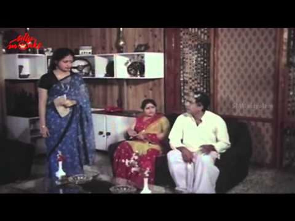 Kuthiravattom Pappu Police Station Comedy Scene...