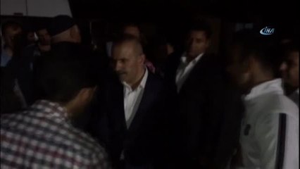 Ak Partili Kayatürk Hastaneye Gelerek Öldürülen Ahi'nin Yakınlarına Taziyede Bulundu