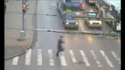 نجو من حوادث مرور بأعجوبة