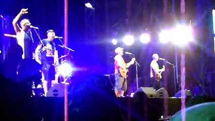 Manu Chao Perrouges 30 juin 2017 Dia luna dia pena