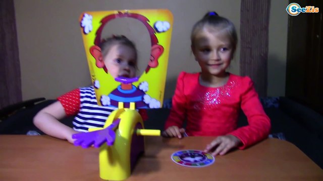 ВЛОГ Играем в настольные Игры для Детей с маленькой подружкой