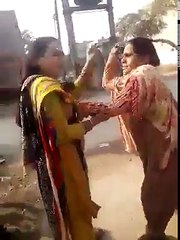 Intense Female Road Fight 🚗