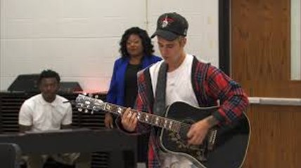 Justin Bieber - Love Yourself (Live From The 2016 Radio Disney Music Awards)