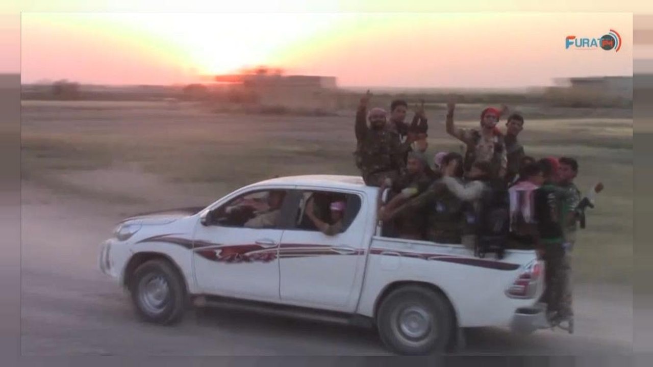 Siria: le forze anti-ISIS entrano a Raqqa dal sud, attraversando l'Eufrate