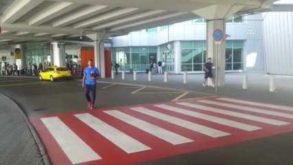 Trabzonspor Kafilesi Macaristan'a Geldi