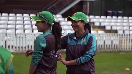 Pakistani Women Team Player Also Fan of Imran Khan, See What is She Saying