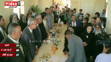 نجل شهيد بحادث دير الأنبا صموئيل يتبرع بـ100ألف جنيه لمسجد وكنيسة بالمنيا