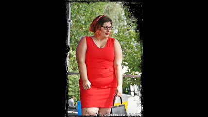 The Rock'n Dolls défilé pin-ups