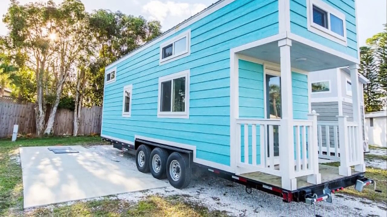 The Amy Tiny House (200 Sq Ft) & Blue Oasis Beach House
