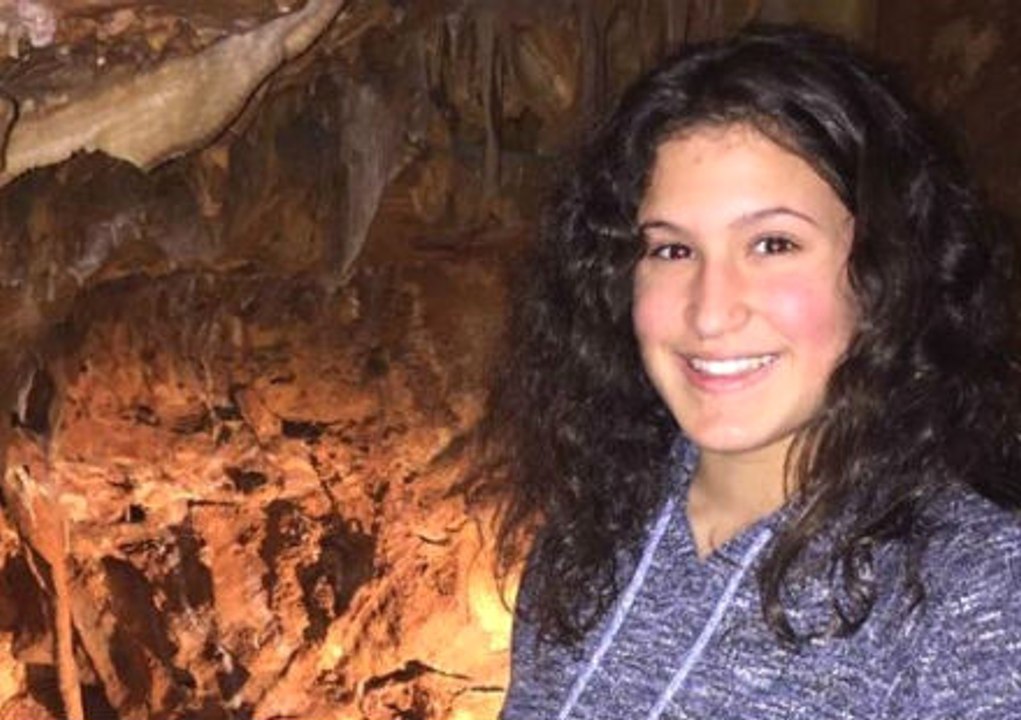 13 Yaşındaki Reyhan ABD'de Trenin Altında Kalarak Can Verdi