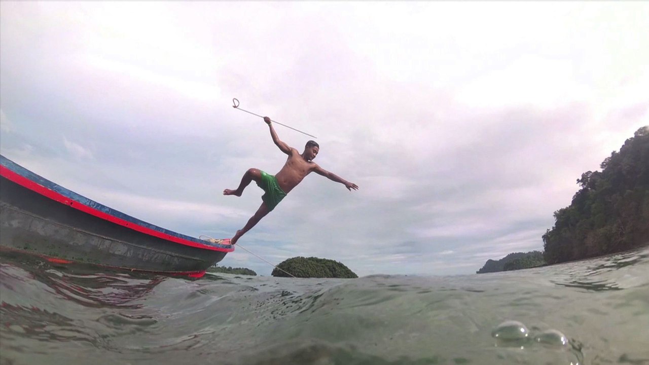 En Birmanie, le mode de vie des gitans des mers menacé