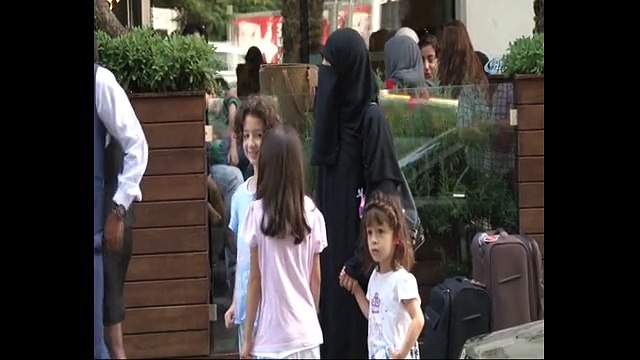 Fatih’te korkutan otel yangını