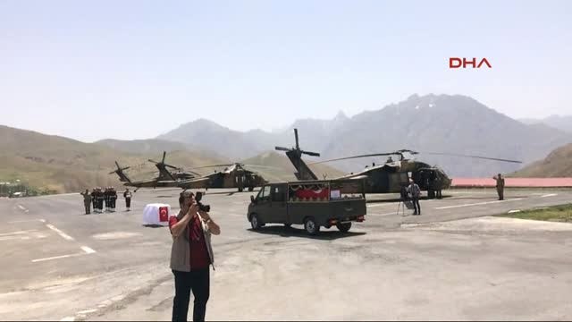 Hakkari Çukurca' da Şehit Olan Uzman Çavuş Oğuzhan Sezer Için Tören Düzenlendi