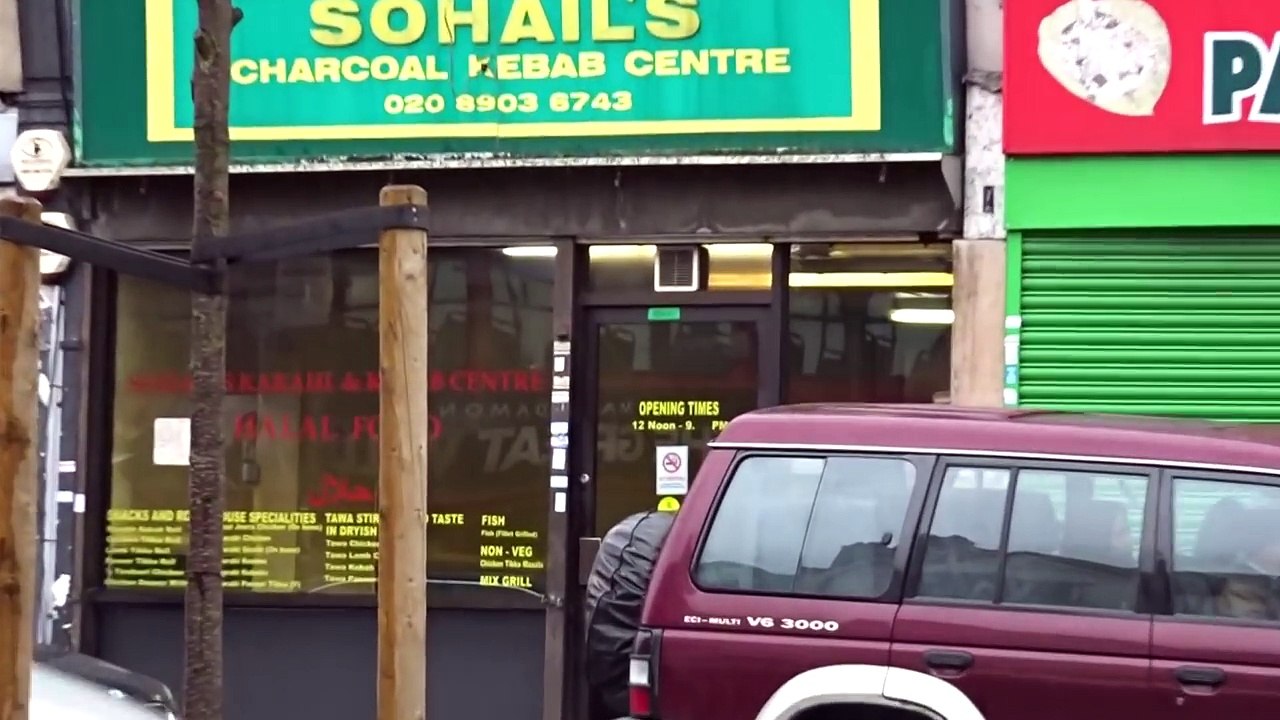 Chana Paneer & Garlic Butter Naan at Sohail's Charcoal Kebab Centre, Ealing Road, Wembley, London.