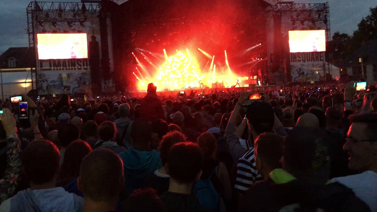 System of a Down @ Main Square 2017  Suite Pee