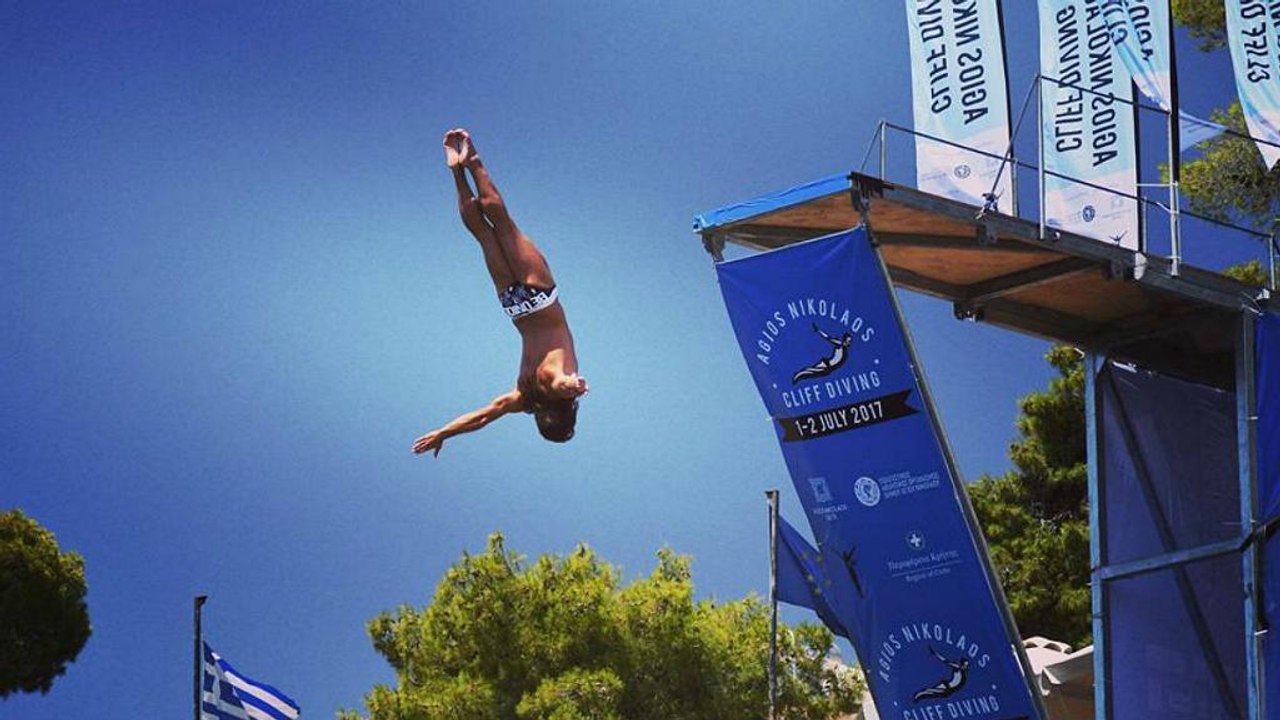 Kreta: 1. Cliff-Diving-Wettbewerb
