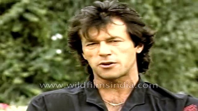 GOLD - Imran Khan is in conversation with Mansoor Ali Khan Pataudi.