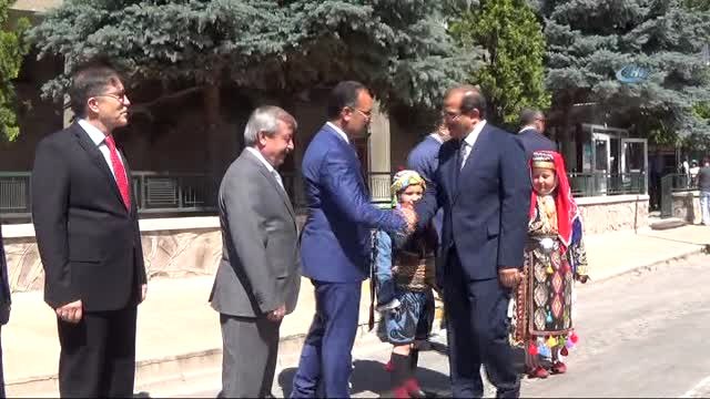 Uşak'ın Yeni Valisi Salim Demir Göreve Başladı