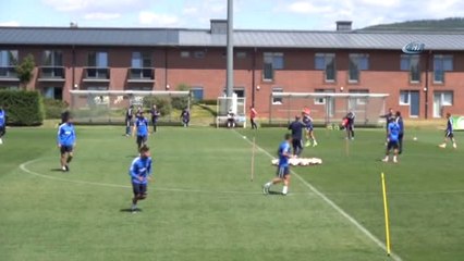 Trabzonspor, Macaristan'daki İlk Antrenmanını Gerçekleştirdi -ek Görüntü-