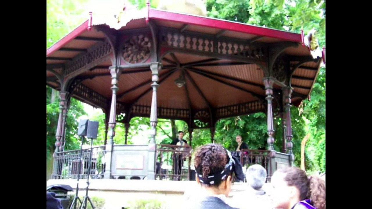 3 : Les Champs-Elysée