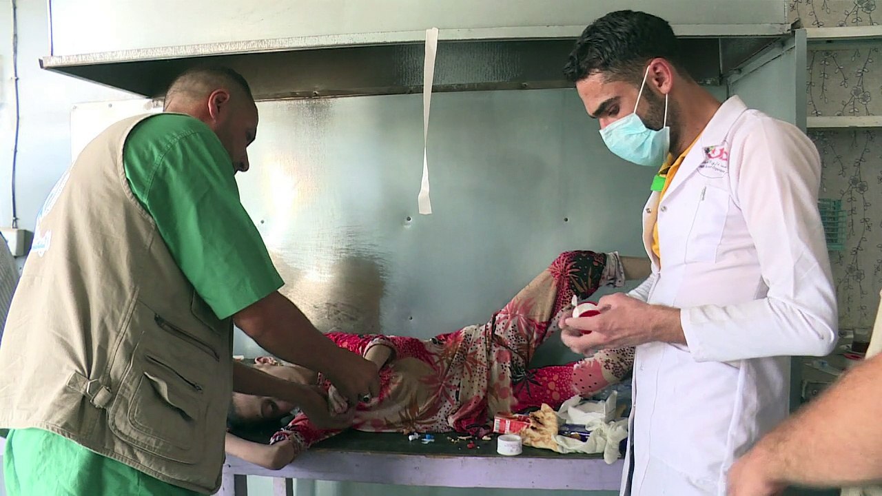 معاناة المدنيين تتواصل مع استمرار المعارك في الموصل القديمة