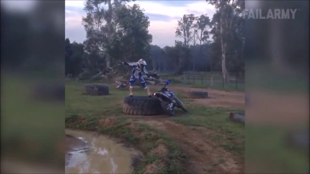Sand Skiing Fail. So Funny!