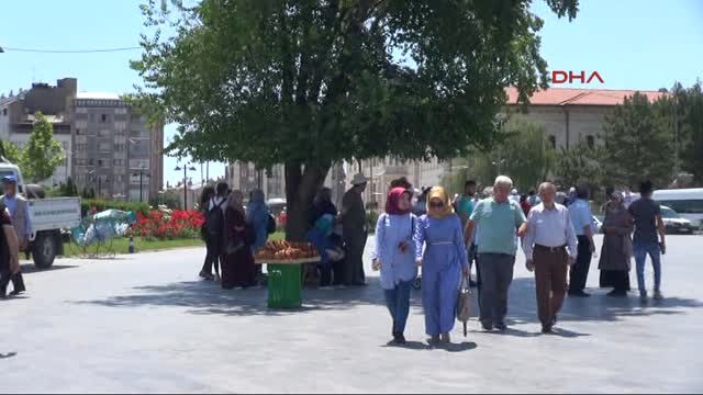 Sivas Sıcak Hava Sivaslılar'ı Bunalttı