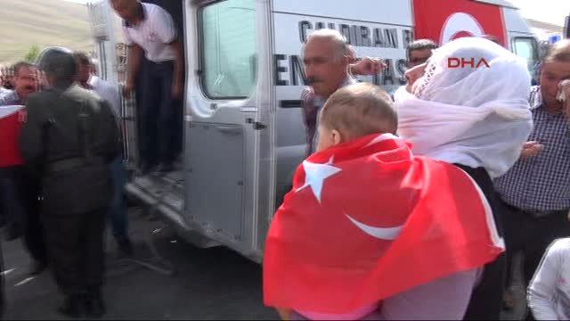 Van'da PKK'dan Bombalı Tuzak; 1 Korucu Şehit, 1 Korucu Yaralı