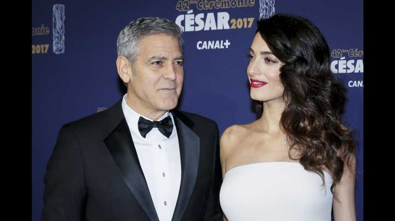 George et Amal Clooney amoureux, ils renouvellent leurs vœux de mariage