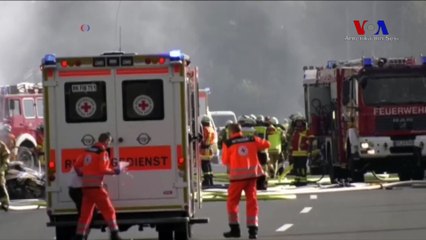 Almanya’da Trafik Kazası: 18 Ölü