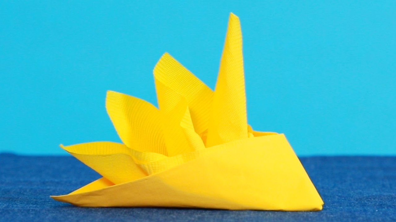 Your Summer Party Needs "Bird of Paradise" Napkins