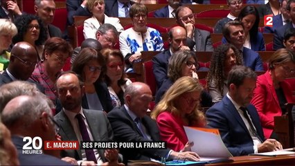 Congrès de Versailles : Macron présente les grands axes de son quinquennat