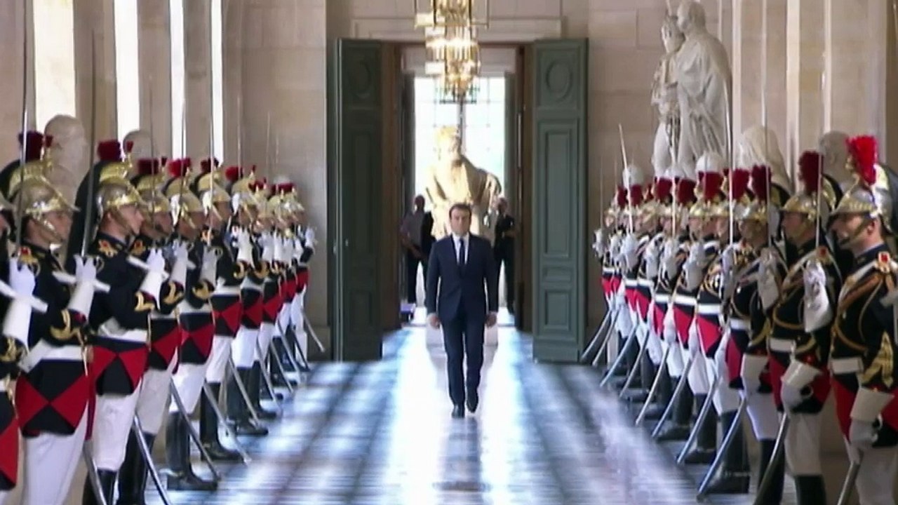 "Changement", "exigence" et "liberté" : les mots-clés du discours de Macron devant le Congrès