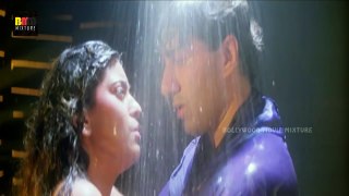 Sunny Deol and Juhi Chawla Romantic Lip Kiss Scene | Hindi Movie Scenes
