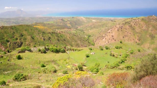 DOM.23-4-17- TRAVERSATA NEL PARCO DELLE MADONIE IN SICILIA DA COLLESANO A ISNELLO PASSANDO PER GRATTERI E PIZZO DELL'OCCHIO (1189 METRI).