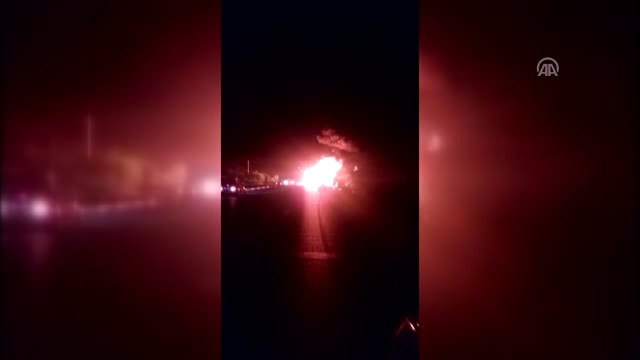 Tırla Çarpışan Tankerde Patlama: 3 Ölü, 4 Yaralı (1)